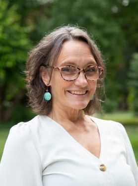 headshot of Michelle Blank